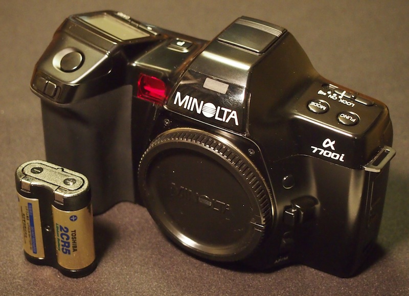 死後も元気なミノルタα-7700i: 目白の風景、40年前と見比べると