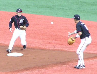 小坂誠の背番号1: ヒットエンドにゃん