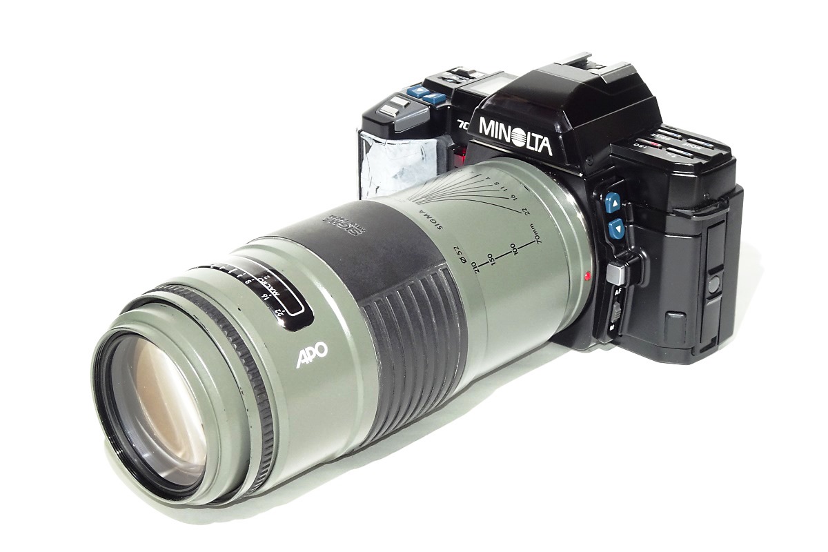 Sigma ZOOM AF-APO 70-210mm f3.5-4.5 for MINOLTA （1986）
