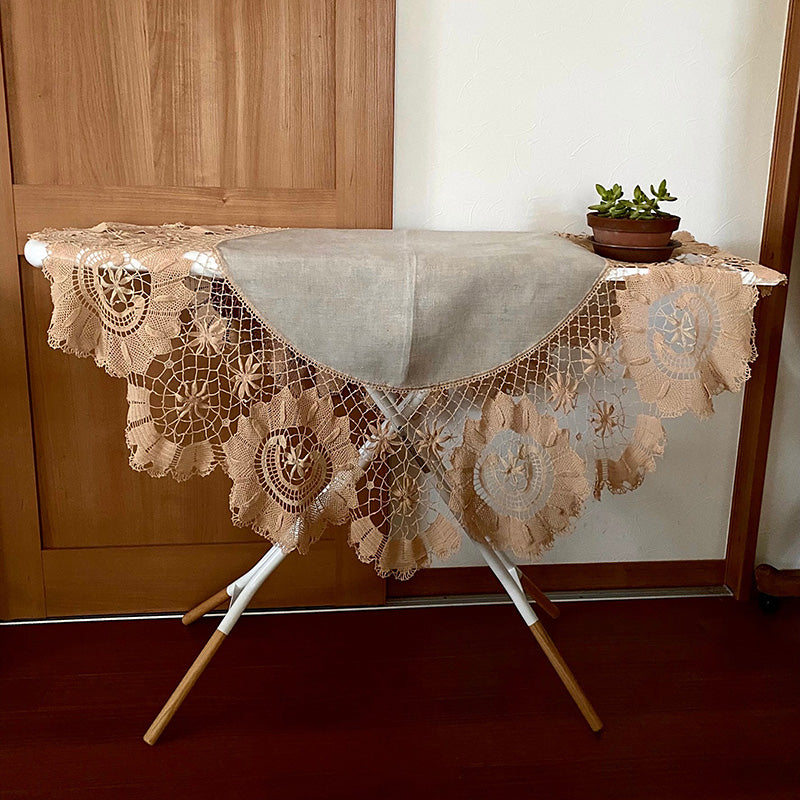 リネンとクロシェの円形テーブルクロス アイリッシュクロシェ ベージュ