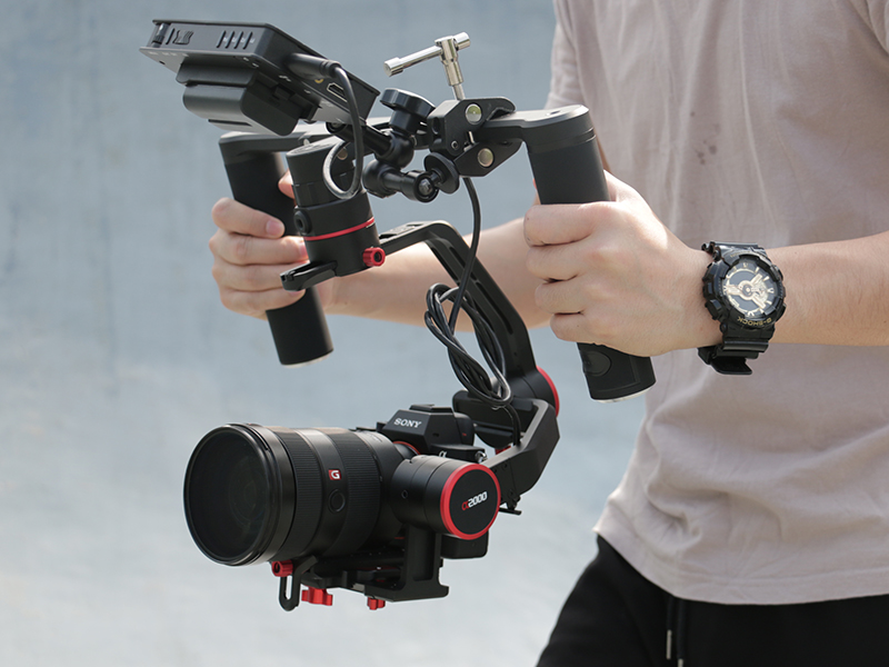 FeiyuTech、動画撮影時の手ブレを抑えるジンバル2機種 - デジカメ Watch