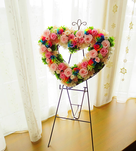 レインボーローズのプリザーブドフラワー「オープンハート」 | 東京へ