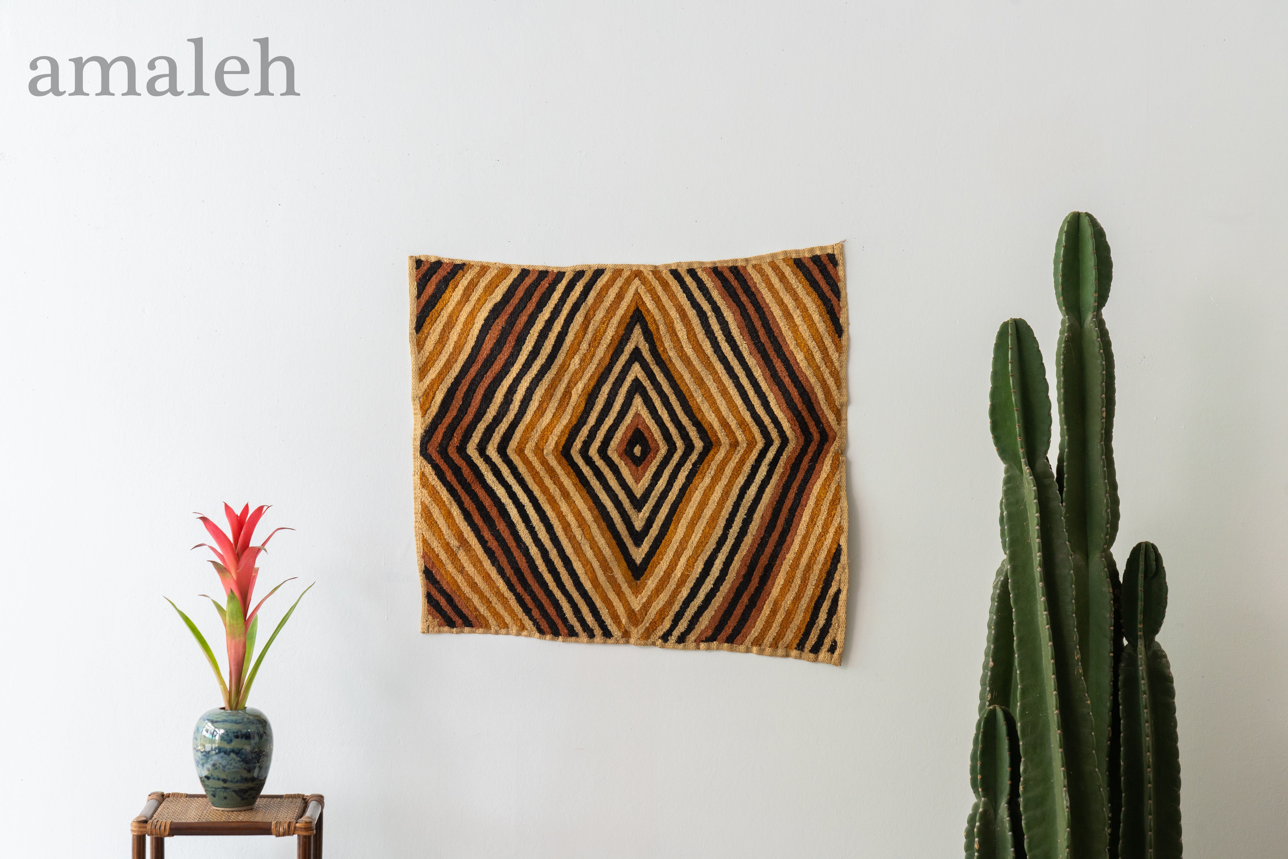 クバ王国伝統のクバクロス-KUBA TEXTILES】クバ布-草ビロード