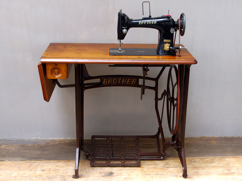 BROTHER TA ブラザー職業用足踏みミシン 足踏みミシン・手回しミシンの