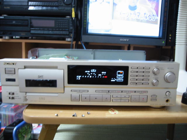 ソニー DATデッキ DTC－57ES型（その1）