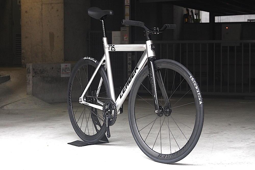 LEADER BIKES 725TR POLISH CUSTOM BIKE. | ブローチャーズ - BROTURES