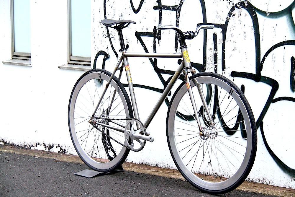 cinelli × MASH WORK STREET RIDE CUSTOM | ブローチャーズ - BROTURES