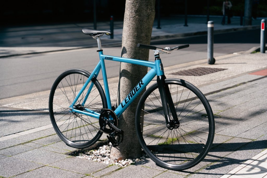 爽やかでアグレッシブなピストバイク | ブローチャーズ - BROTURES