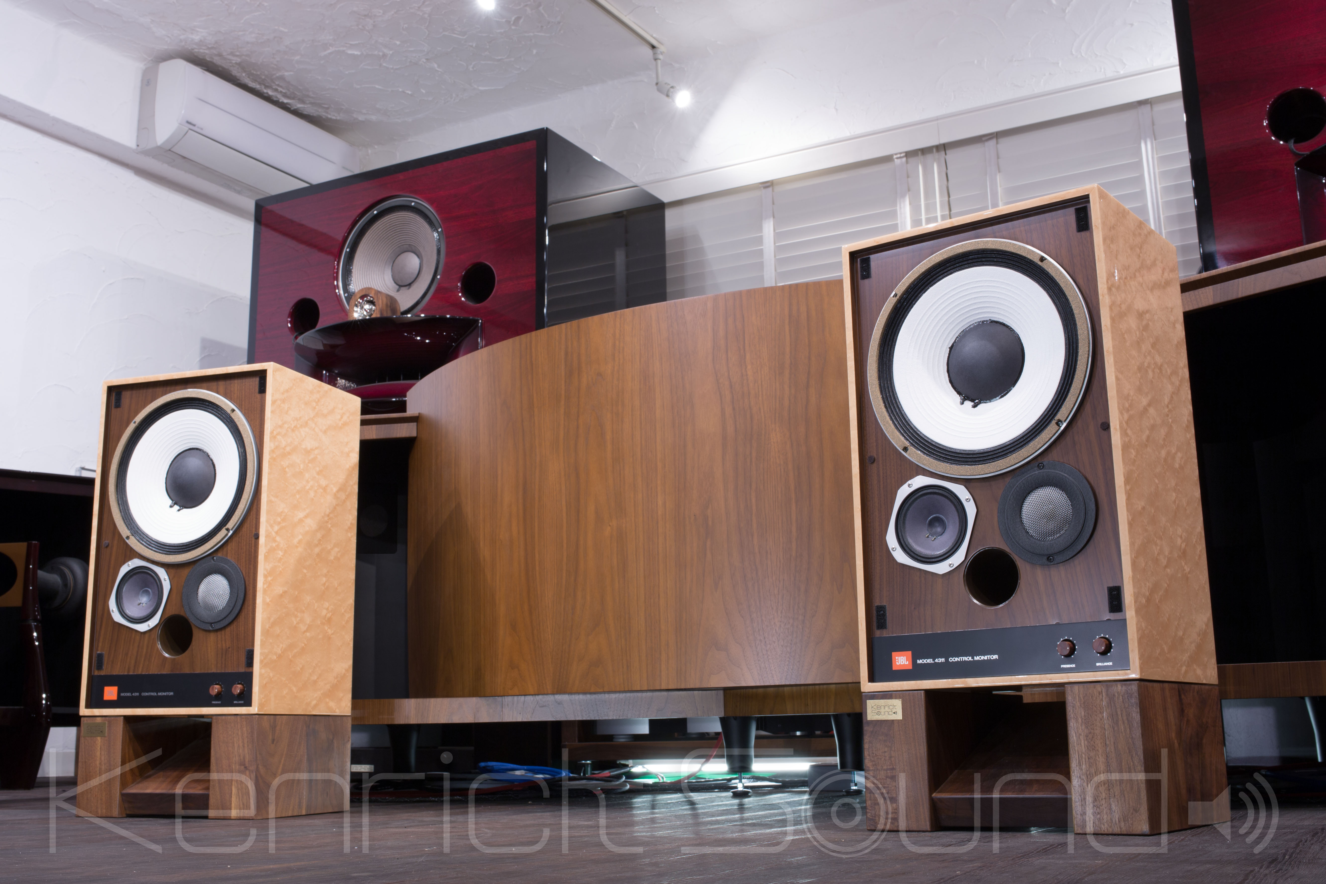 これが最高峰カスタム4311の驚愕音 D131搭載フルアルニコ ハイエンド