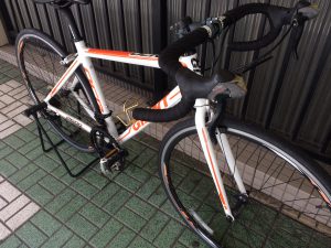 ロードバイク： GIANT OCR 2600 – Key-West Cycle 自転車のキーウエスト