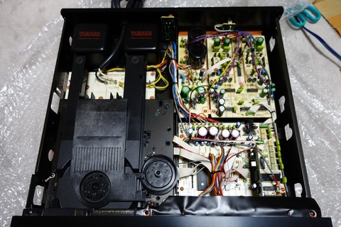 YAMAHA CDX-2200 通電確認のみジャンクを入手しました : アンプジャン