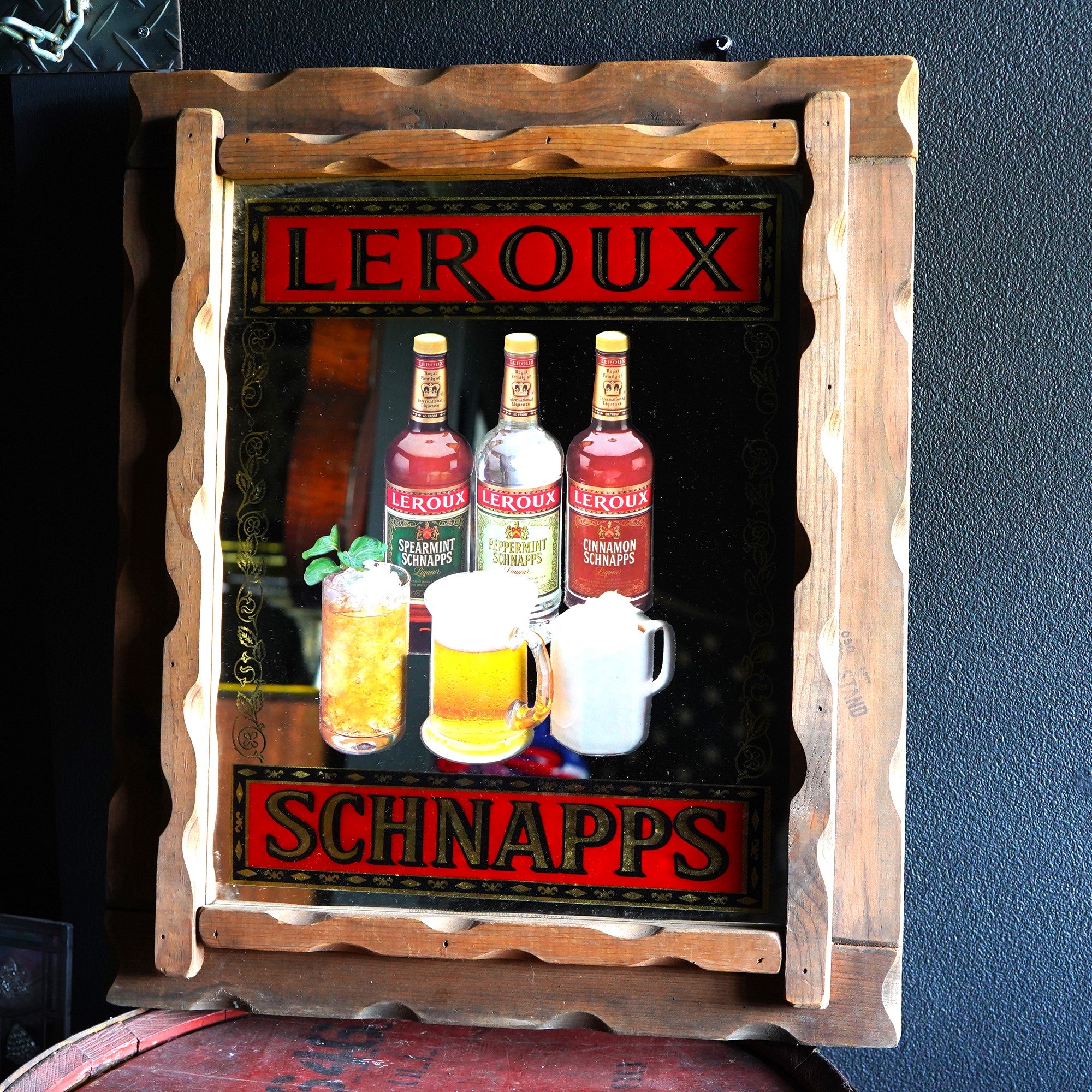 1980's LEROUX SCHNAPPS パブミラー – SK OLDIES
