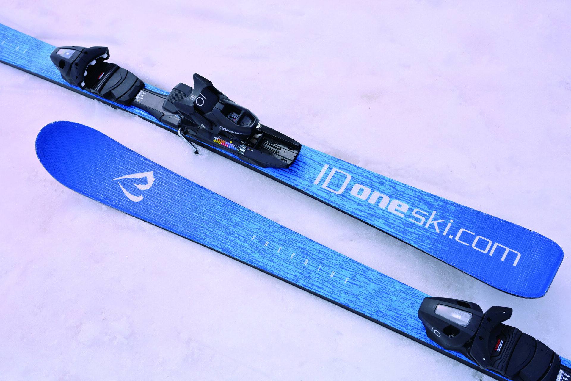 ID one／FR-TM｜特集記事一覧｜スキーネット skinet スキー総合情報サイト