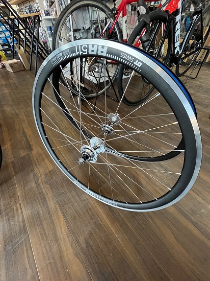DT SWISS RR511×TRACK HUB - 大阪兵庫｜自転車・ロードバイク専門店