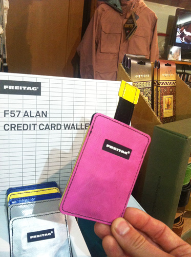 FREITAG カードケース F57 ALAN & フライターグ F22 iPHONE SLEEVE