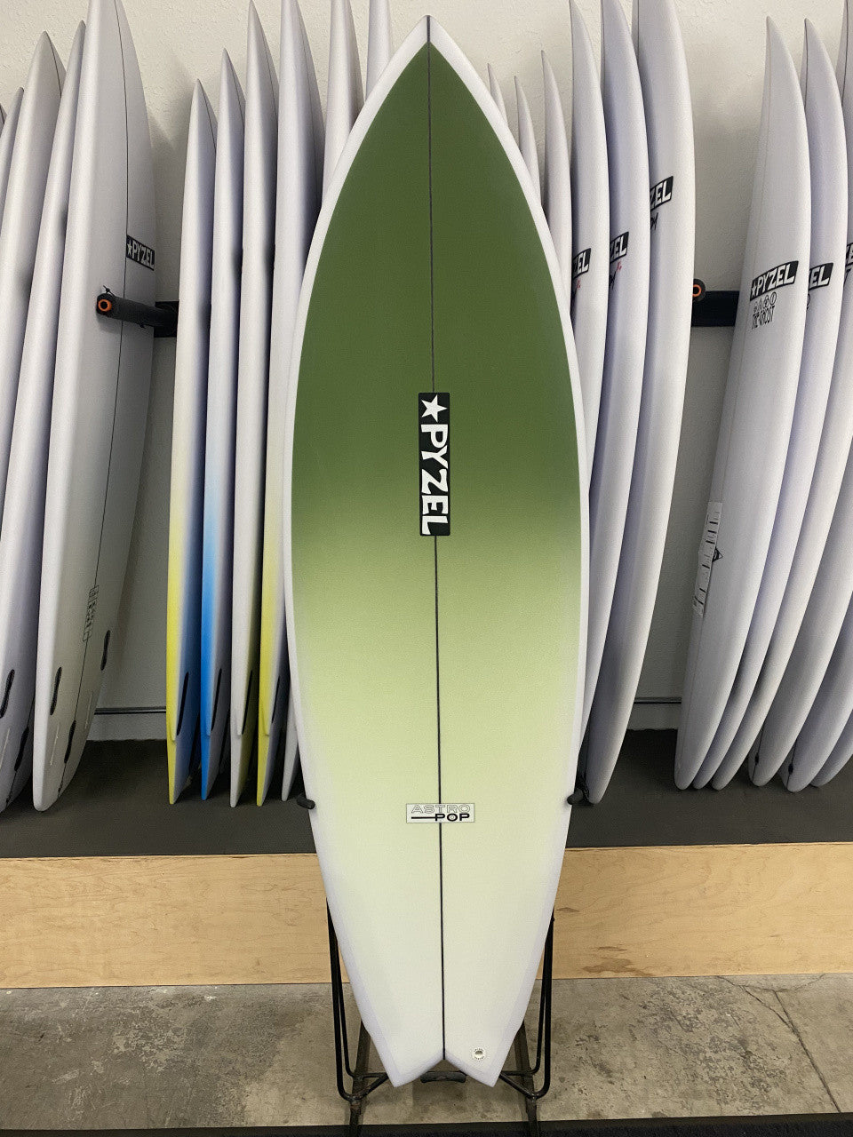 167487448689fd.jpg?crop=center