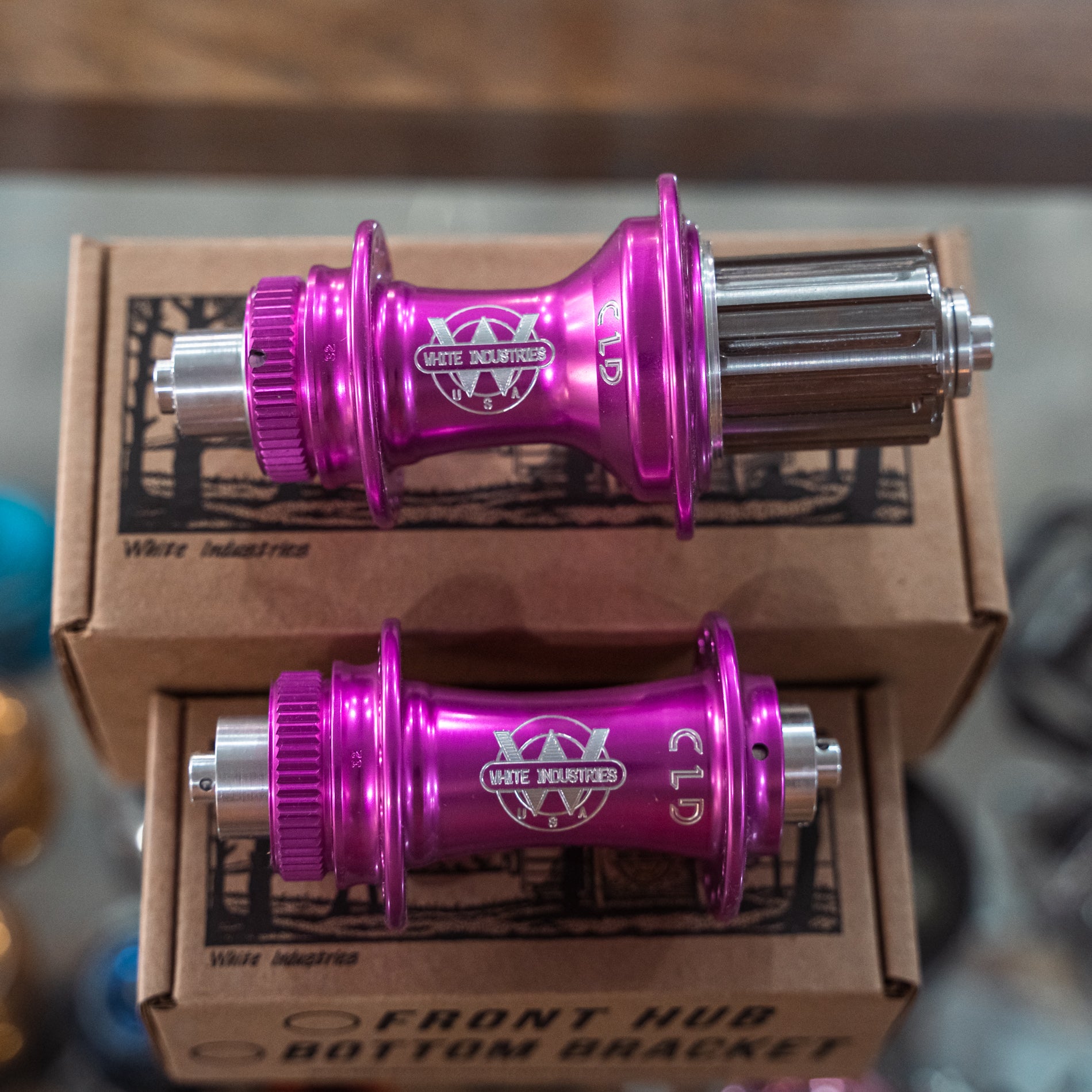 WHITE INDUSTRIES ハブ前後セット CLD QR(クイックリリース) [各色