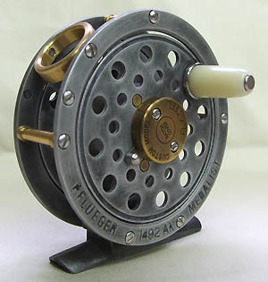 リール ＞ TRUTTA ＞ PFLUEGER MEDALIST CUSTOM1