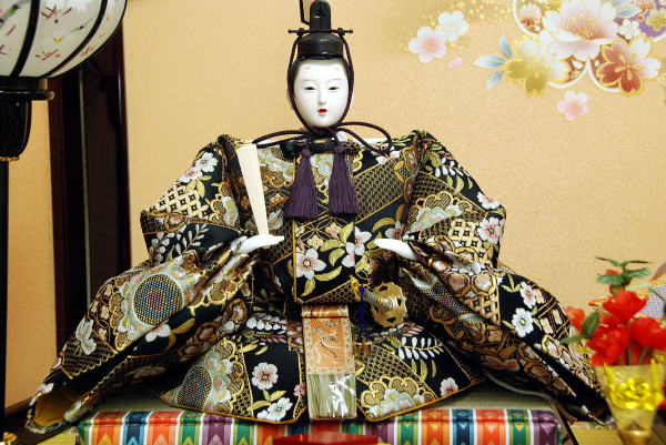 玉雅作 三段飾り ｜雛人形・五月人形なら人形の和光