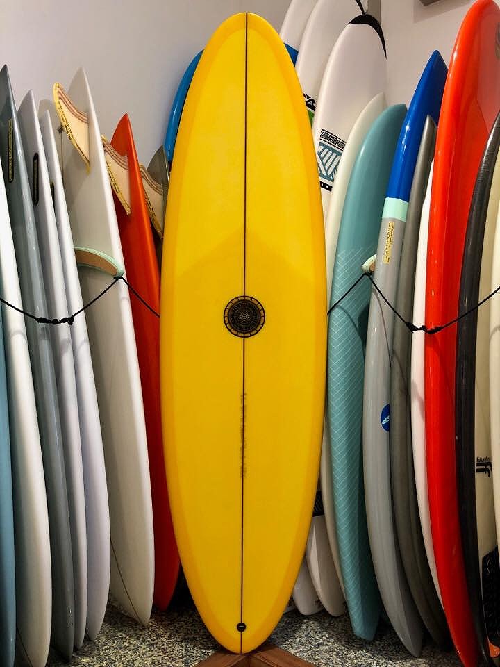 Tyler Warren Shapes Quadratic Egg 6.2 Butter Scotch Tint|沖縄