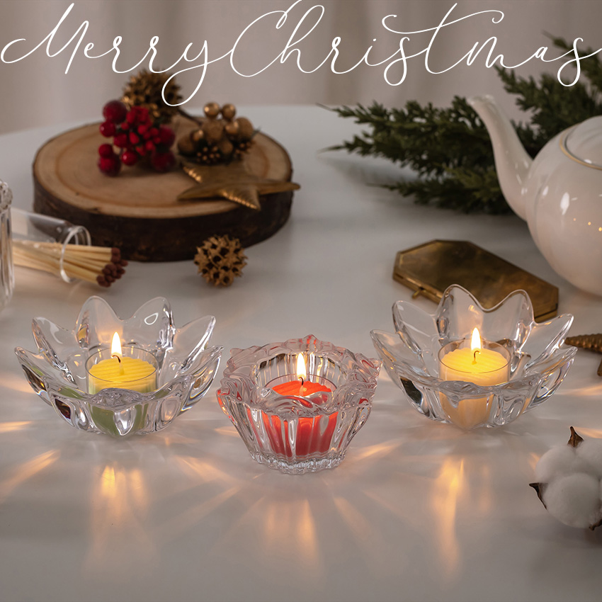 クリスマスムードを高めてくれるキャンドル・キャンドルホルダー