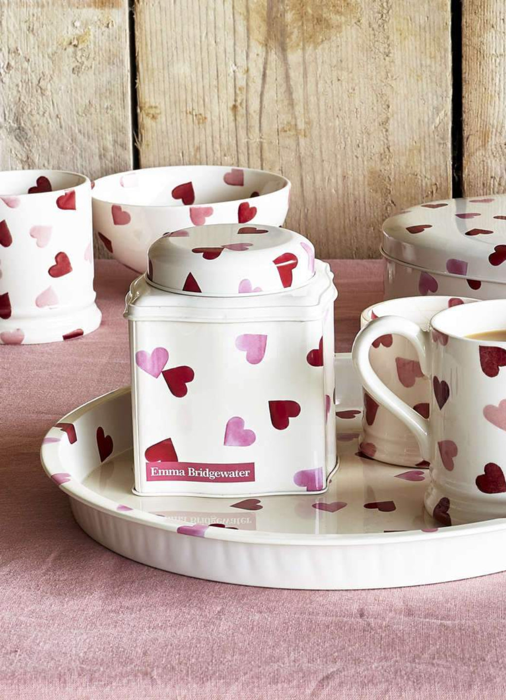 Pink Hearts Dome Lid Curved Tin Caddy – Emma Bridgewater UK