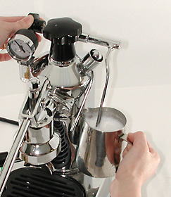 パボーニ・エスプレッソコーヒーマシン イタリア商事株式会社