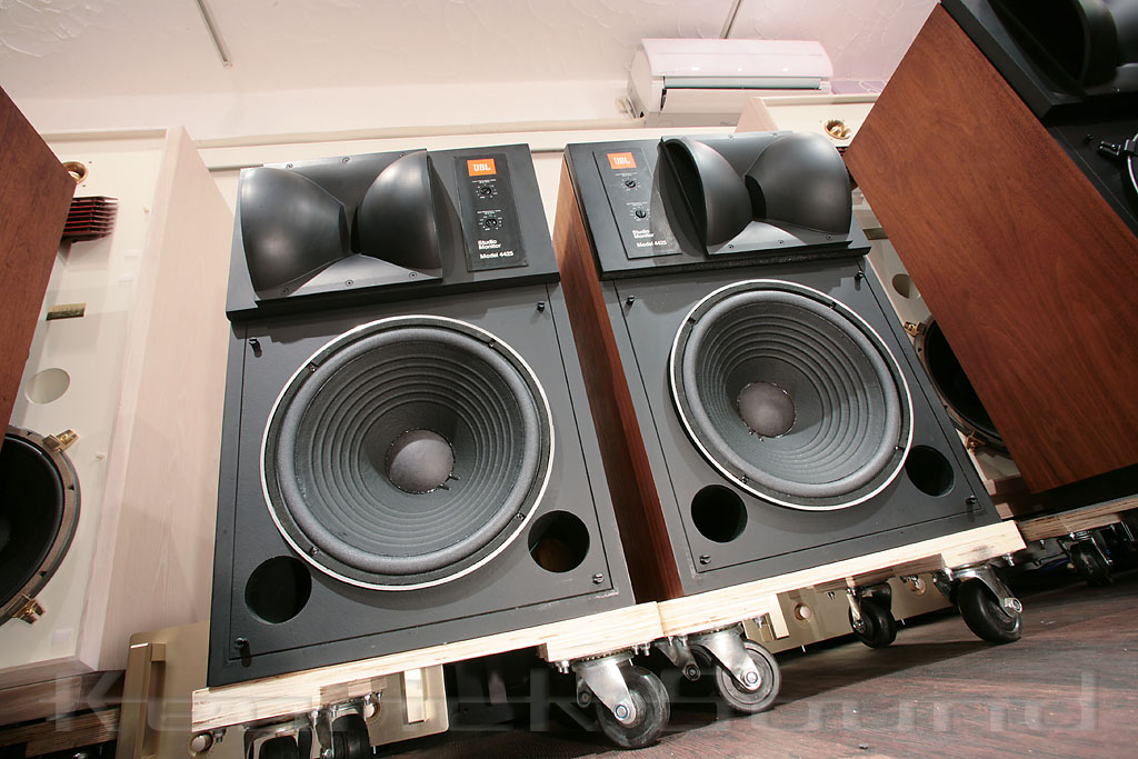 JBL4425 小型バイラジアルホーンスピーカーロジウム端子 台車付