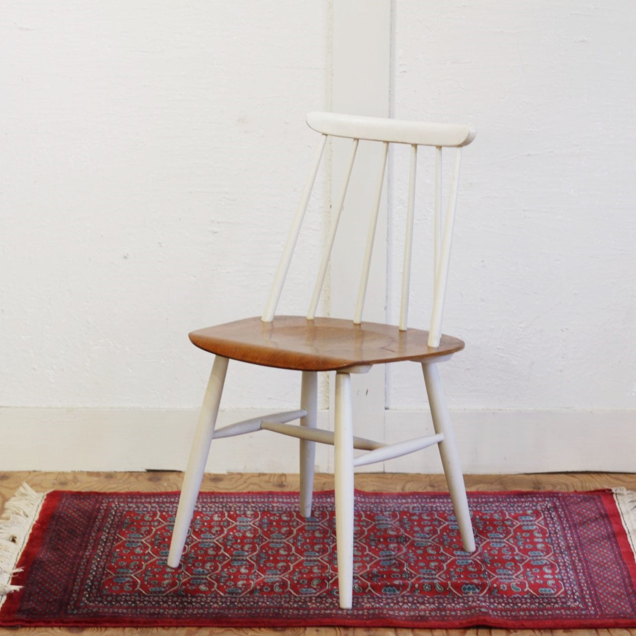 アスコ/ASCO社｜ファネットチェア イルマリ・タピオヴァーラ ホワイト