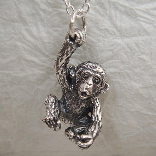 子猿ペンダント【申】 – 和銀