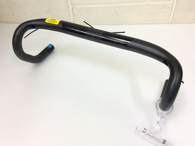 再入荷！】プロ御用達！「シマノPRO」アナトミック型カーボンハンドル