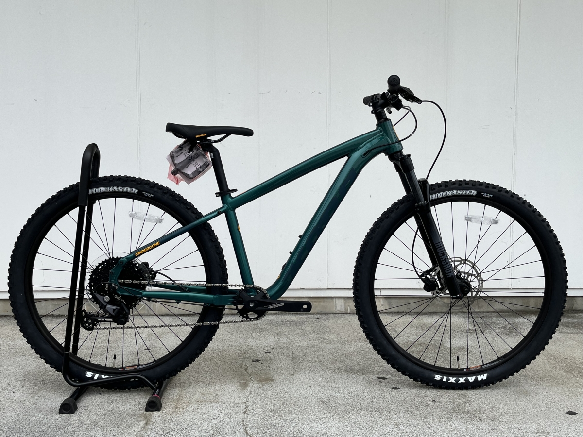 MTBデビューに適した小さいサイズのハードテイル！KONA『CINDER CONE