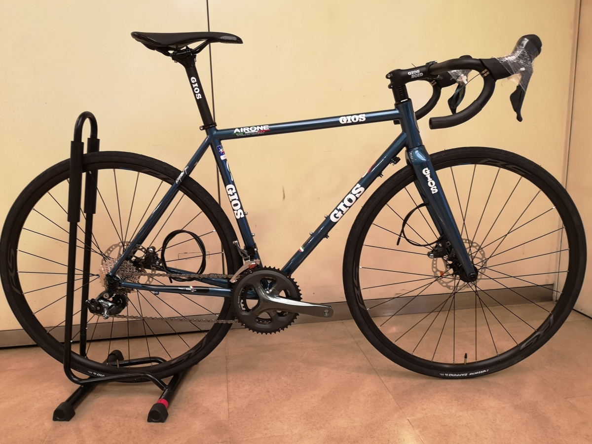 GIOS】クロモリ×ディスクブレーキ！お洒落なデザインのロードバイクを