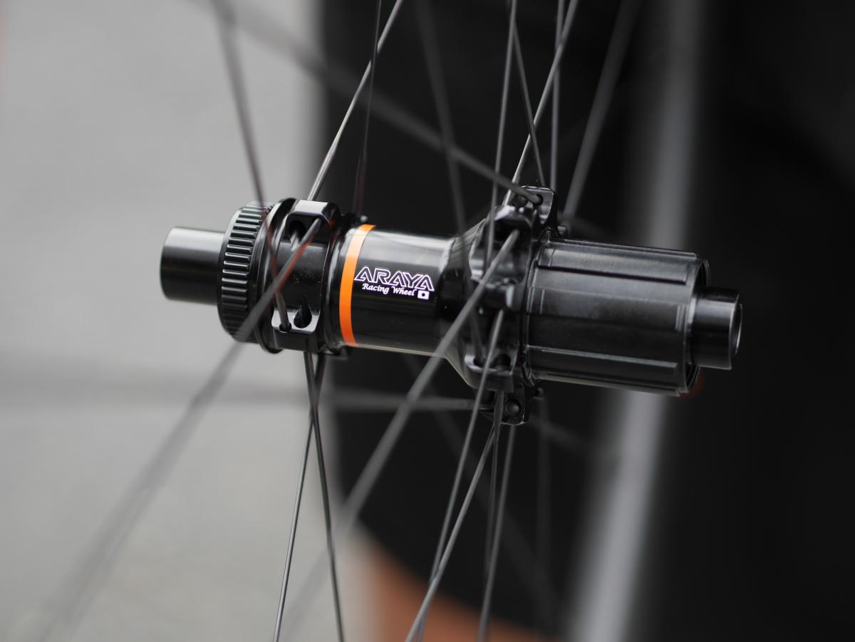 ARAYA アラヤ｜カーボンリム軽量ディスクブレーキホイール｜ロード