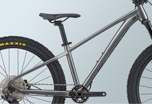 GIANT(ジャイアント) STP26 2024年モデル 当店販売価格 135,575円(税込