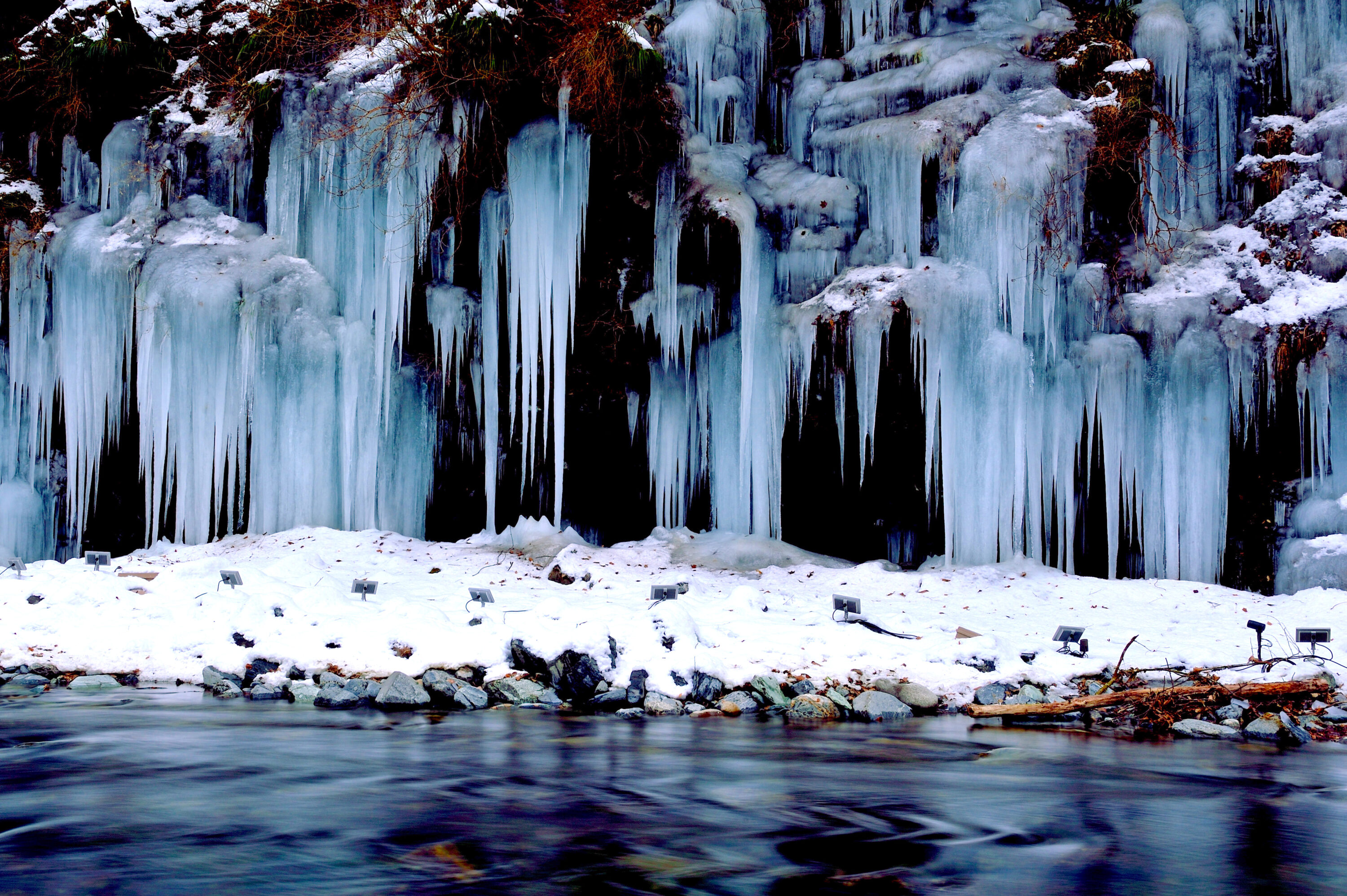 三十槌の氷柱 | ニッポン旅マガジン