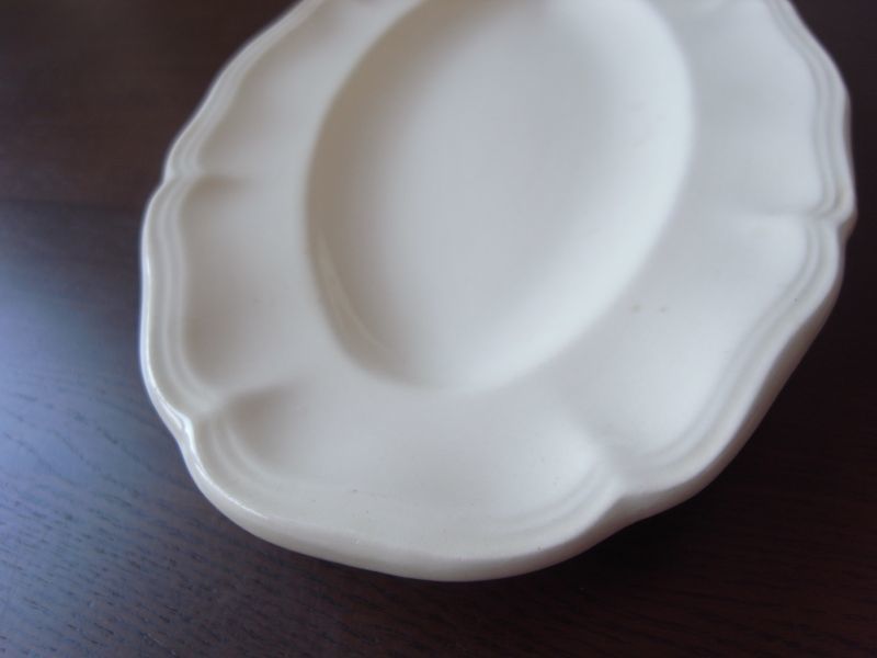 サルグミンヌ 花リム オーバルラヴィエ アンティーク - テーブルB