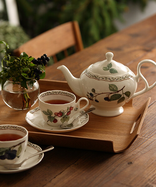 オーチャードガーデン ティーポット | ノリタケ食器公式オンラインショップ