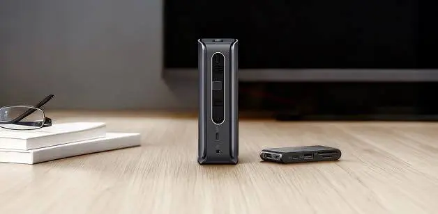 Anker、着脱可能な6 in 1ハブを搭載した13 in 1ドック｢Anker Nano