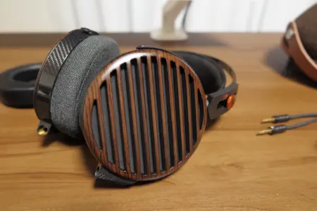 開放型・平面磁界型・12万![FIIO FT7ヘッドフォン] | タクテク2