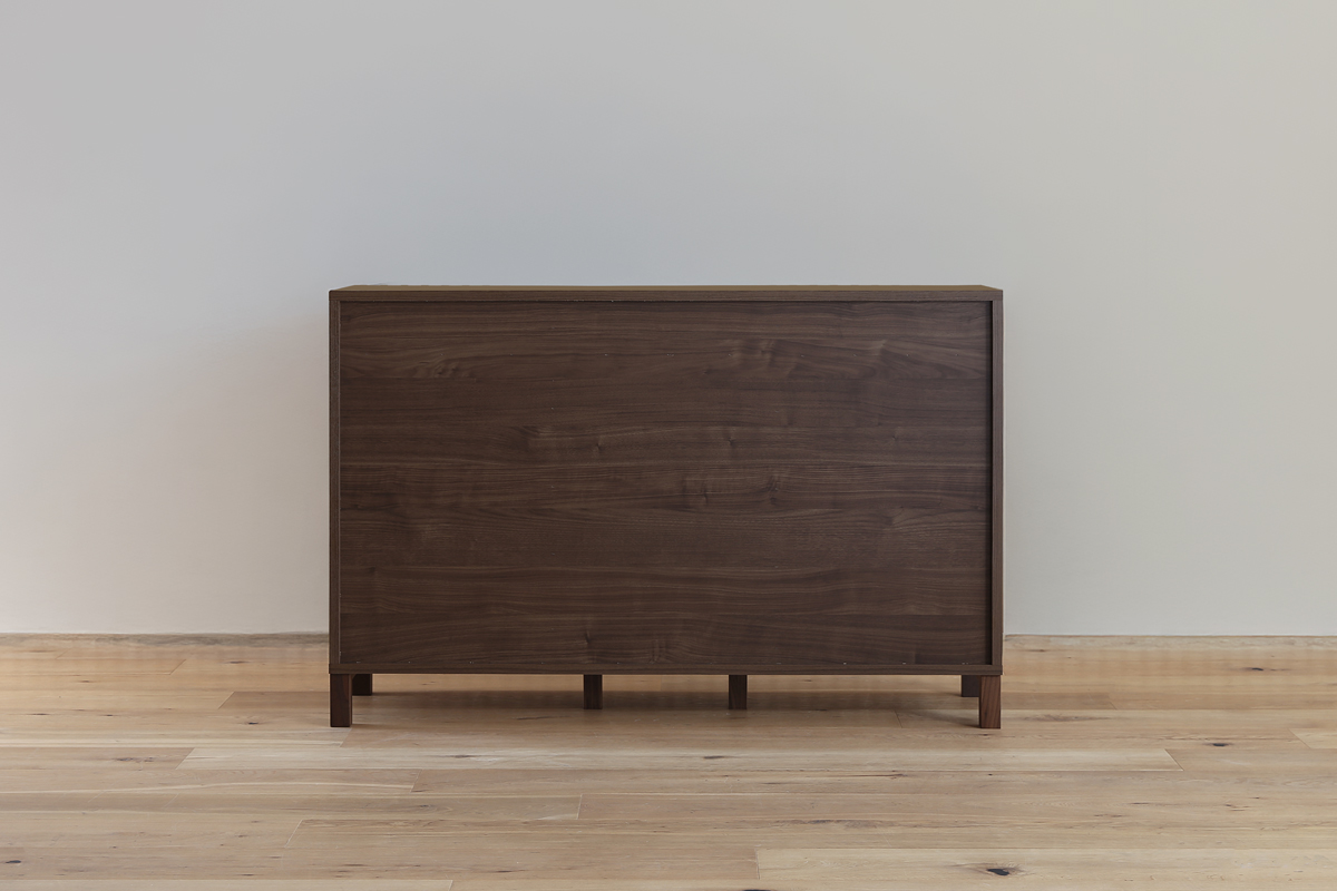 レッチェ 134キャビネット WALNUT(W134×D40×H88cm)税込￥145,000