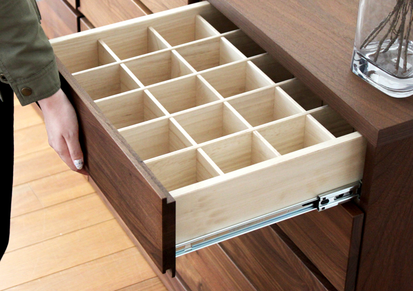 レッチェ 80サイドチェスト WALNUT(W80×D44.5×H68.5cm)税込￥115,000