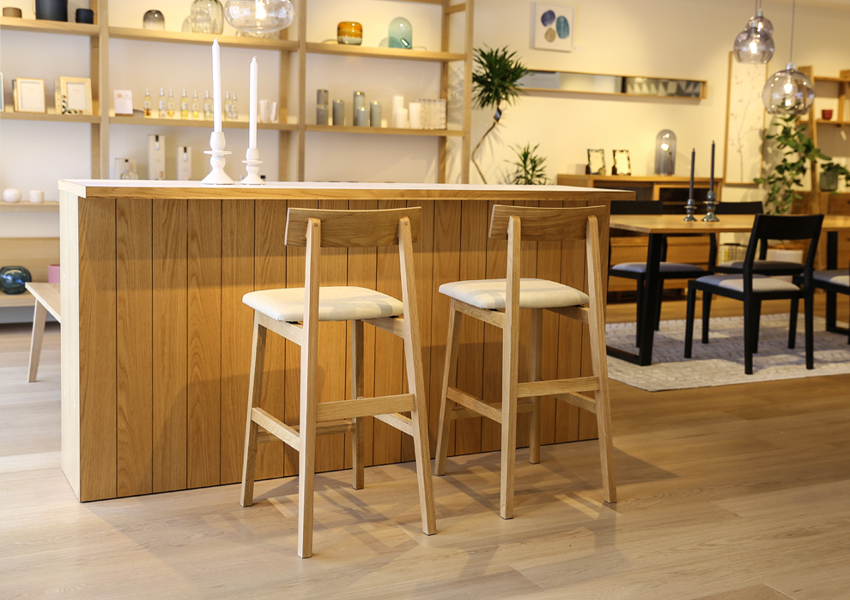 ヴィネ 120下台 OAK (天板別売り)(W120×D37×H88cm)税込￥132,000