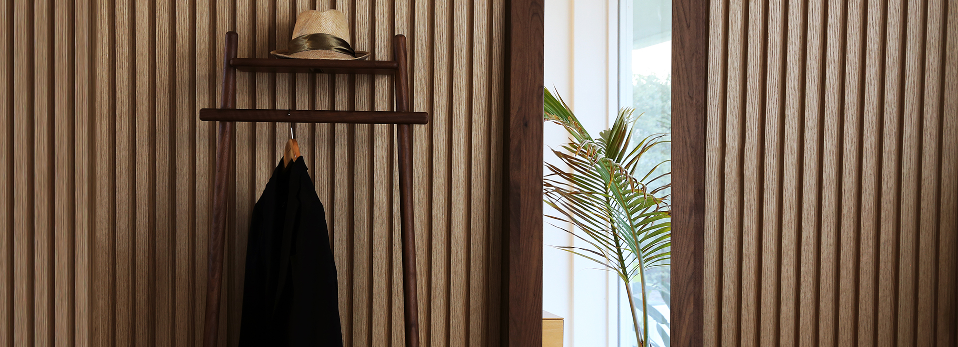 プレーンミラー 49SMALL WALNUT(W49×D2×H180cm) | 高野木工株式会社