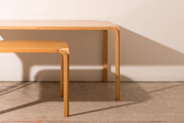 北欧家具 talo フィンランド製 アルヴァ・アアルト コーヒーテーブル