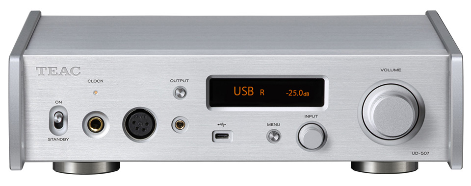 新開発の自社製ディスクリートDAC 「TRDD 5」搭載、DAC/プリアンプ