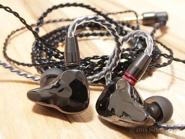 レビュー] IKKO OH10 Obsidian － 落ち着いた柔らかくも明瞭な音色で