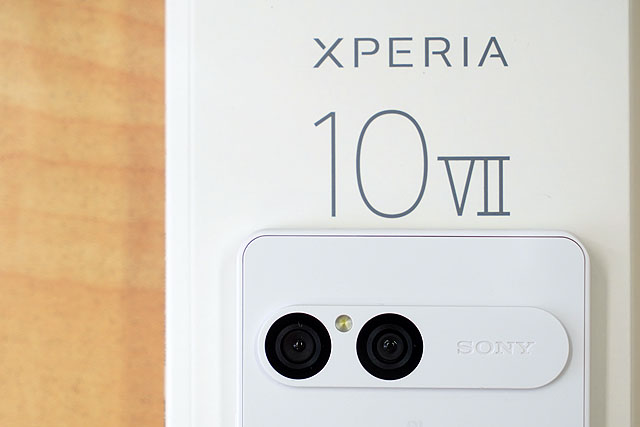 デジタルビデオカメラ『HDR-CX680』ホワイトが3月11日午前10時以降より