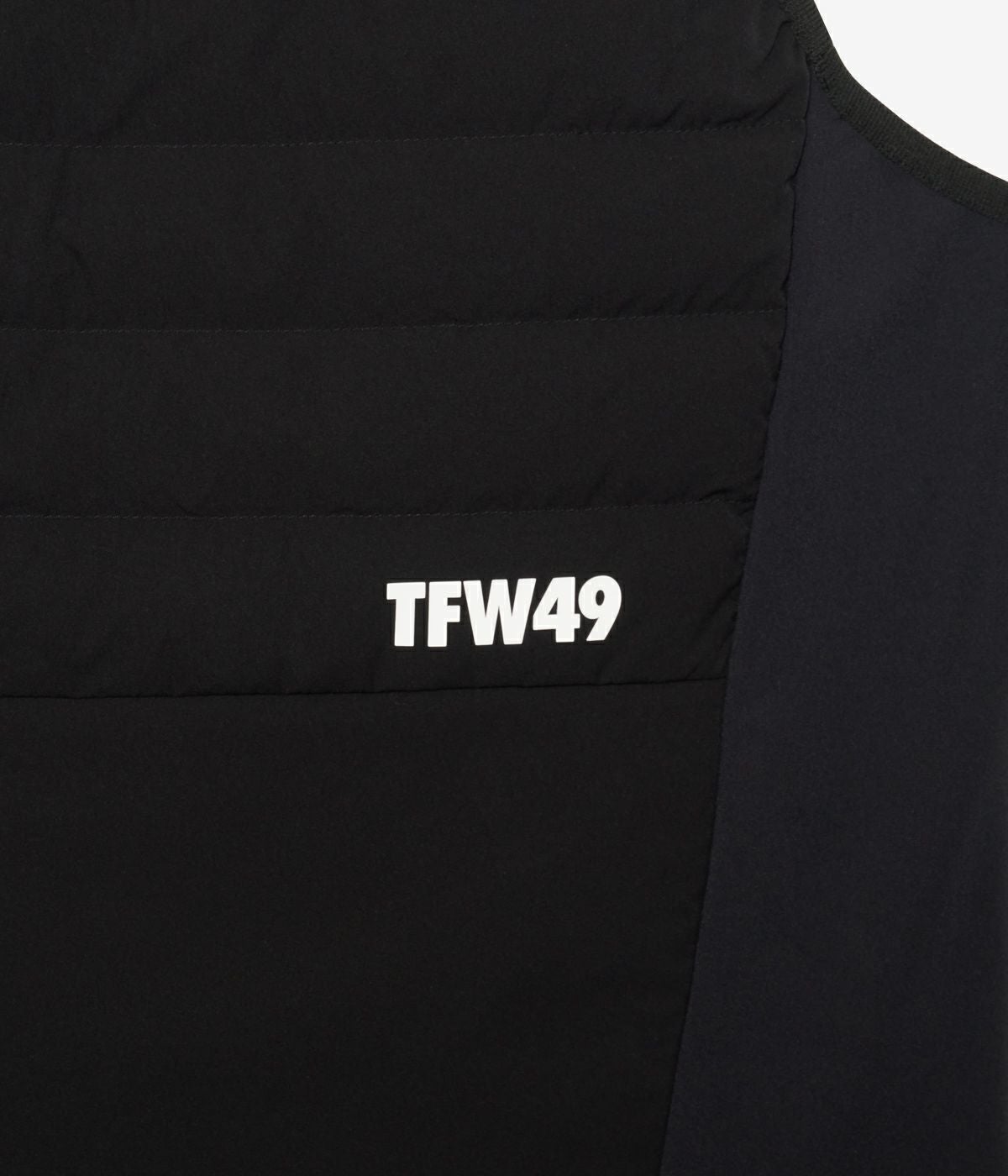 SHIELD WARMER COLLARLESS VEST | TFW49（ティーエフダブリュー