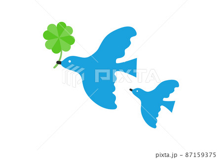 きれいな空を飛ぶ四つ葉のクローバーを運ぶ青い鳥の親子と雲 - 平和